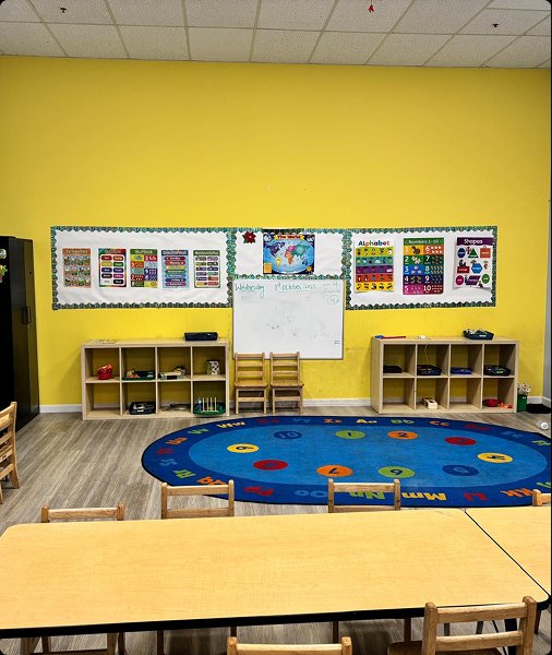 Montessori classroom in Bay Area, showcasing learning environment for children and families.